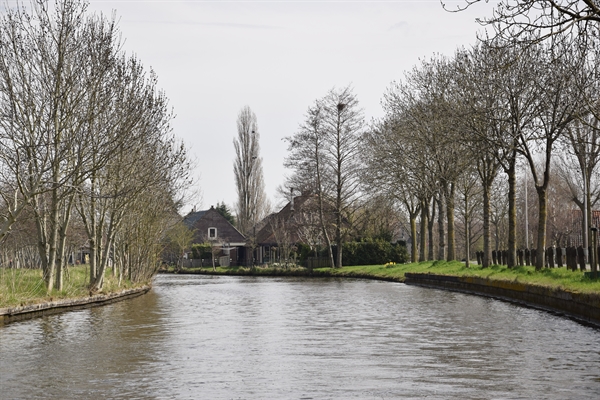 Zicht op de Gekanaliseerde Hollandsche IJssel